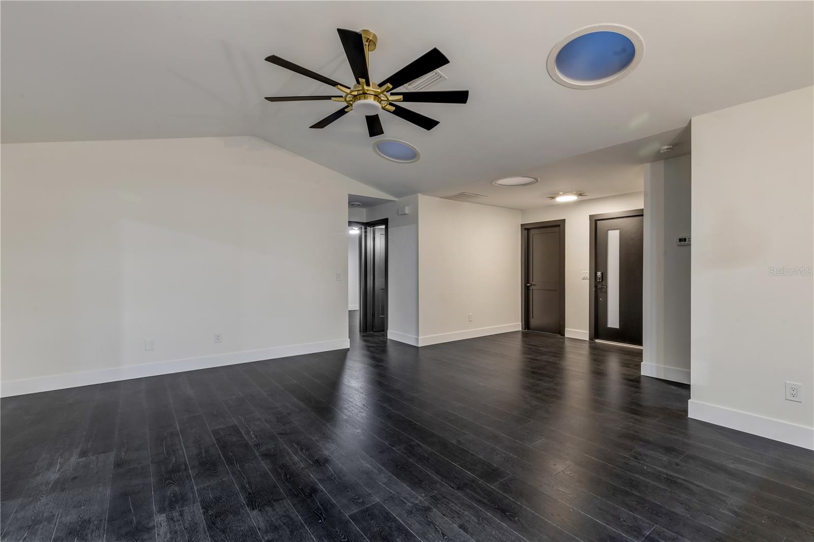 FLORIDA SHORES 01 - Residential