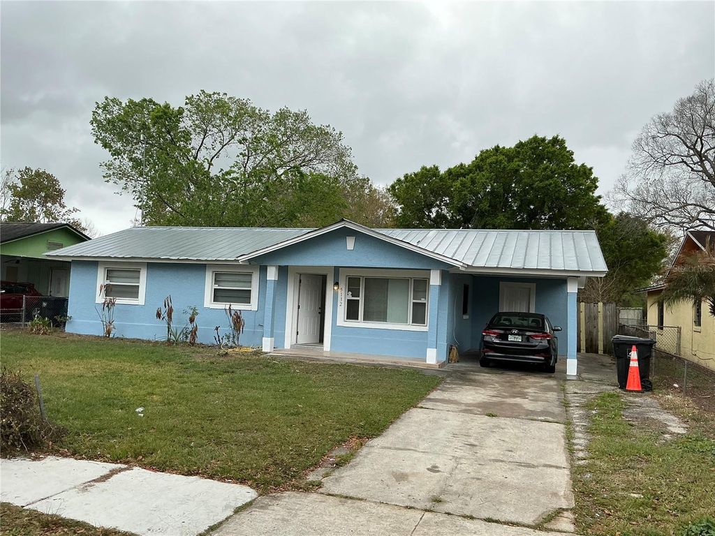 Photo of 5132 Elese Street, Orlando, FL 32811 (MLS # O6399461)