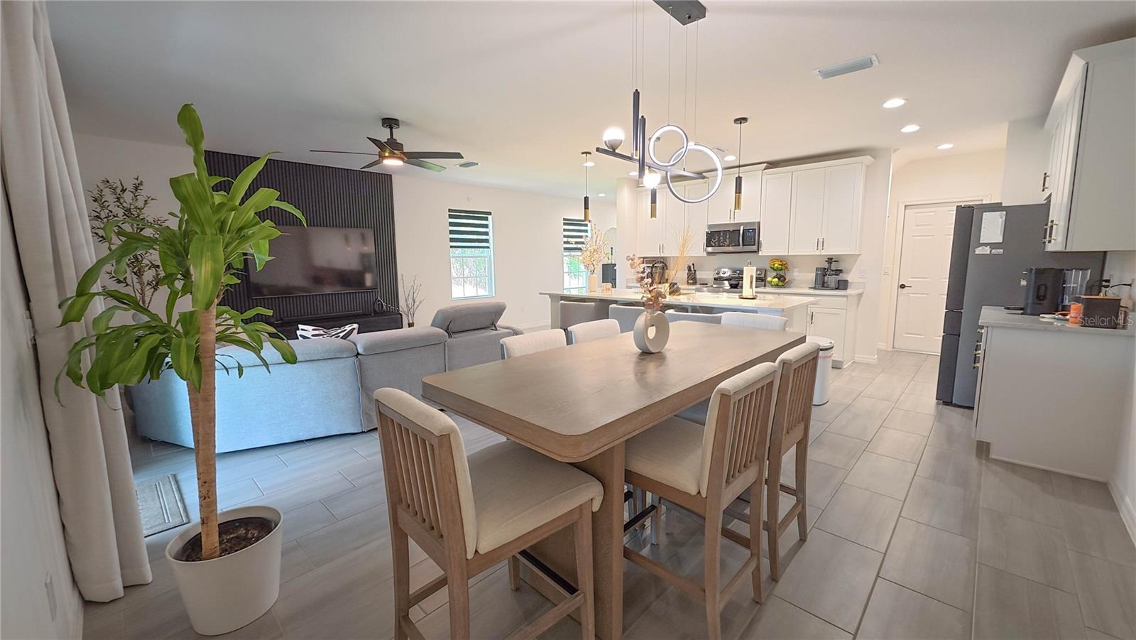 SKY LAKES PH 2 & 3 - Residential Lease