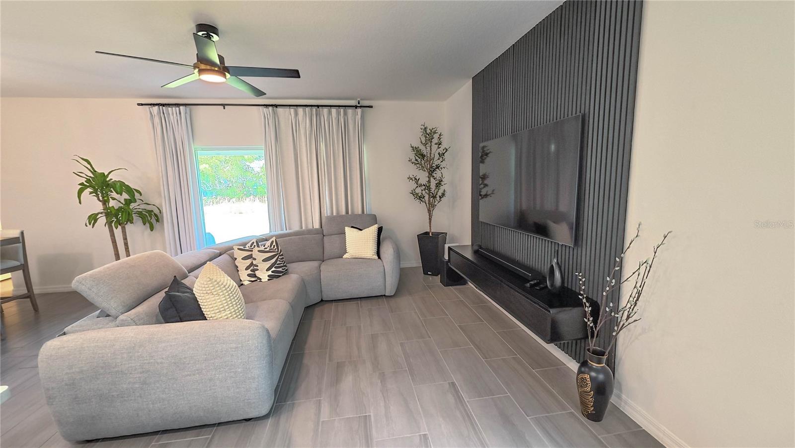 SKY LAKES PH 2 & 3 - Residential Lease
