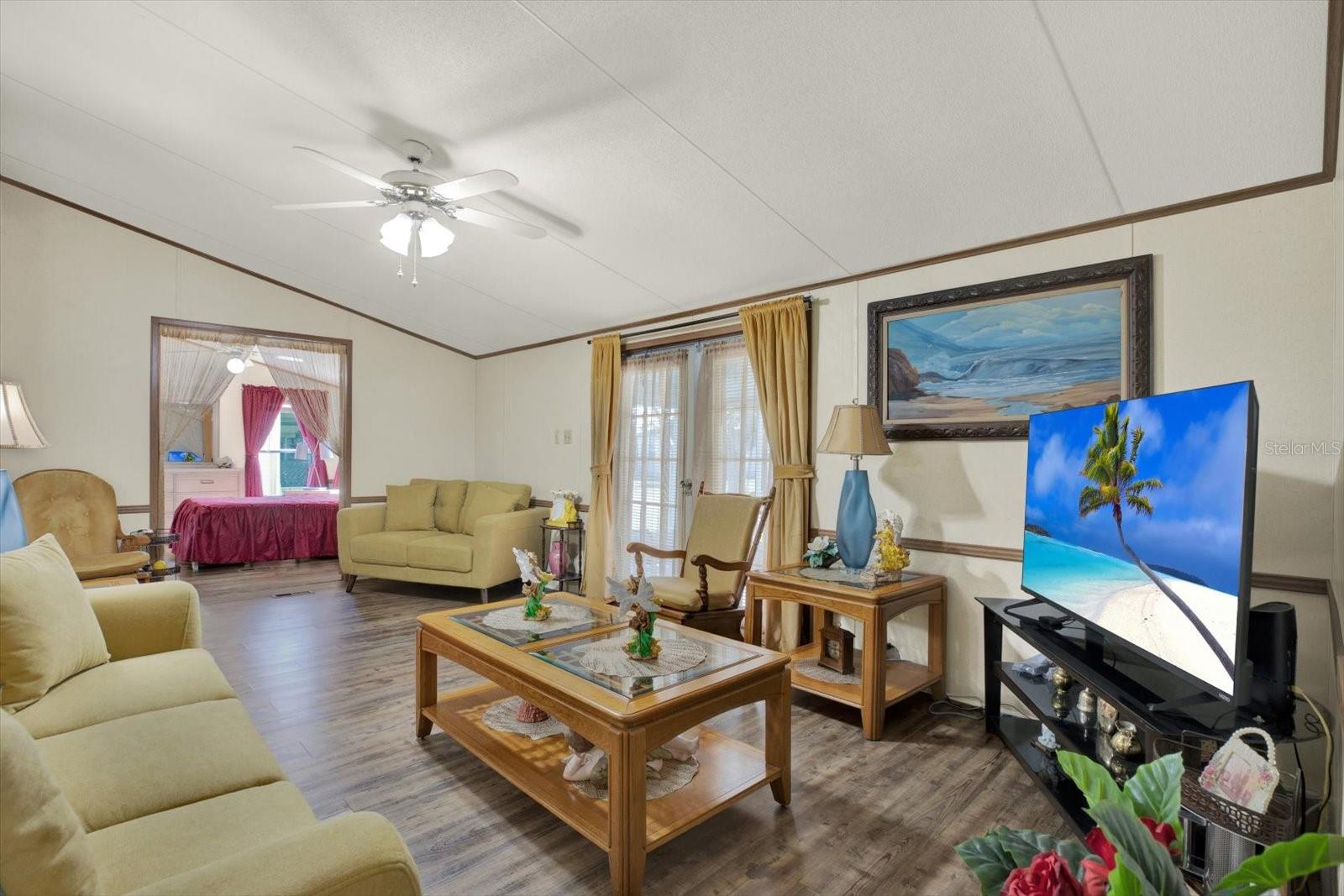 1424 CROSS BOW LANE