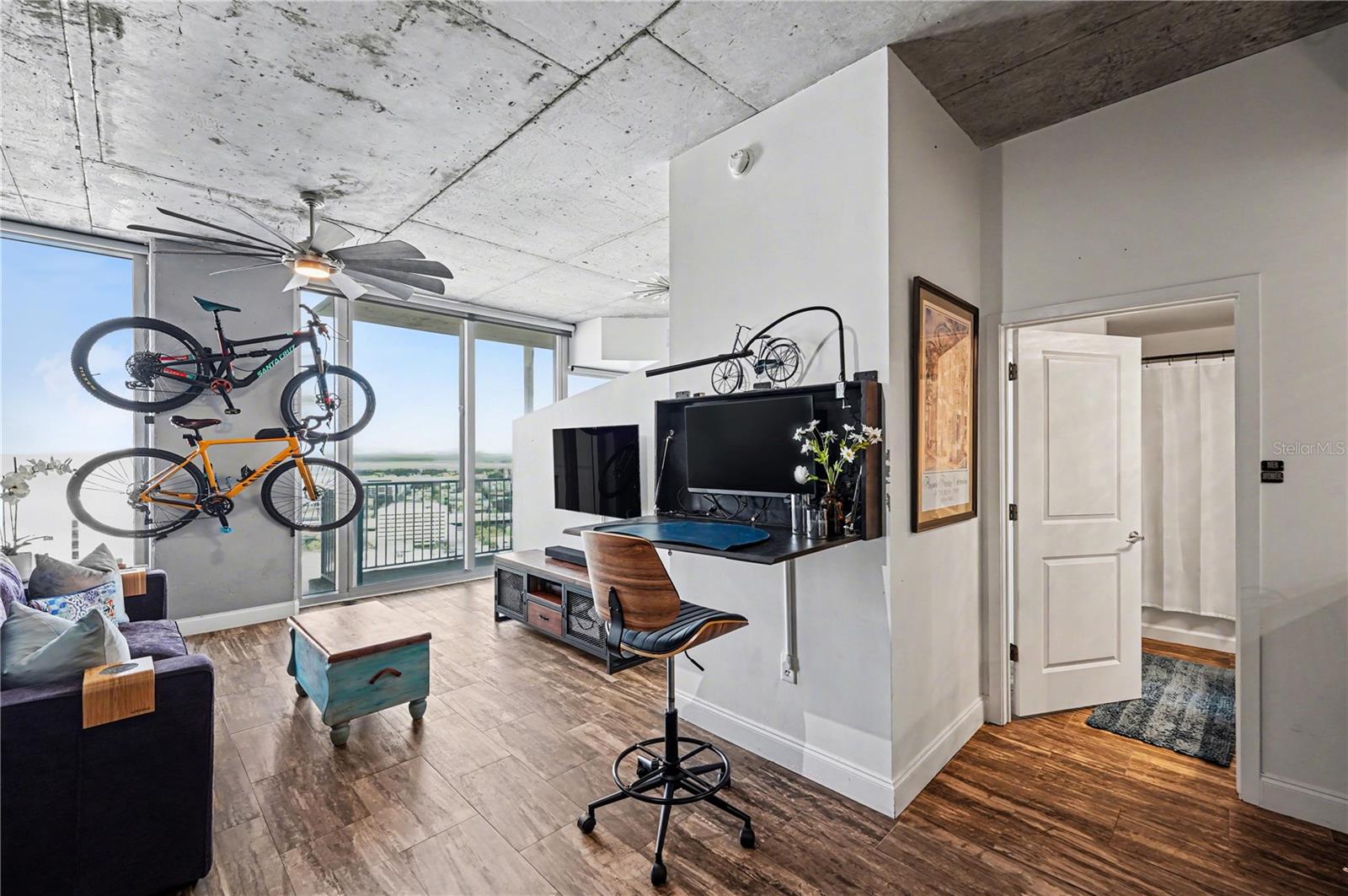 SKYPOINT A CONDO - Residential