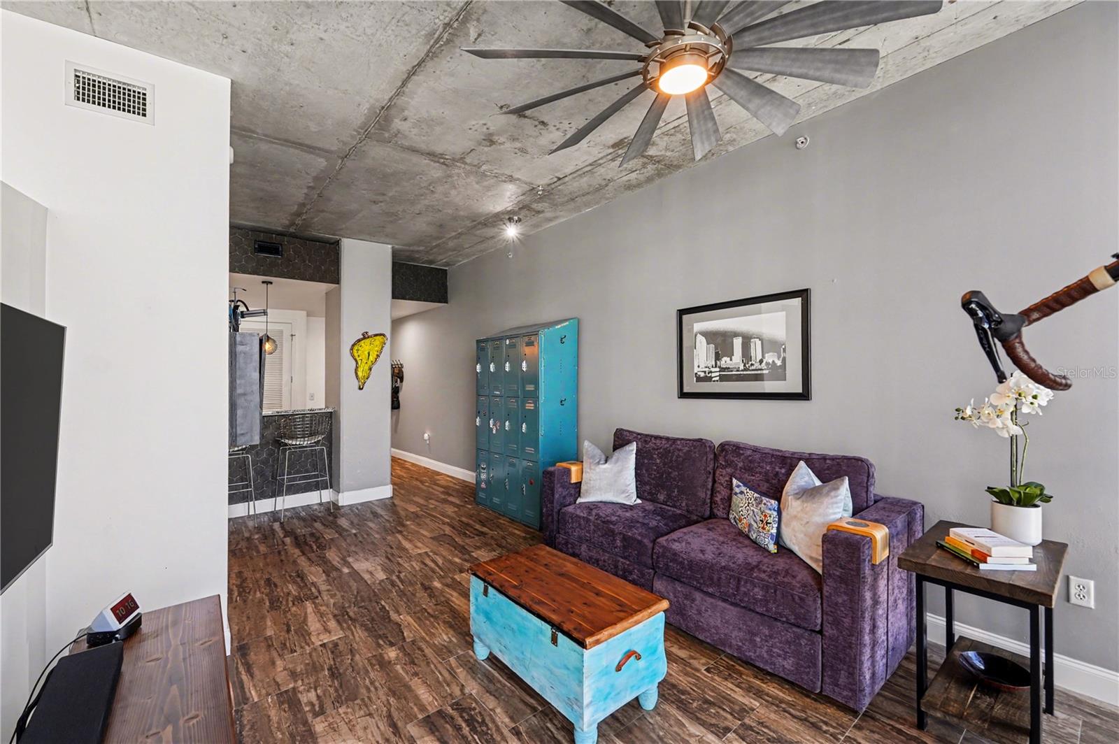 SKYPOINT A CONDO - Residential