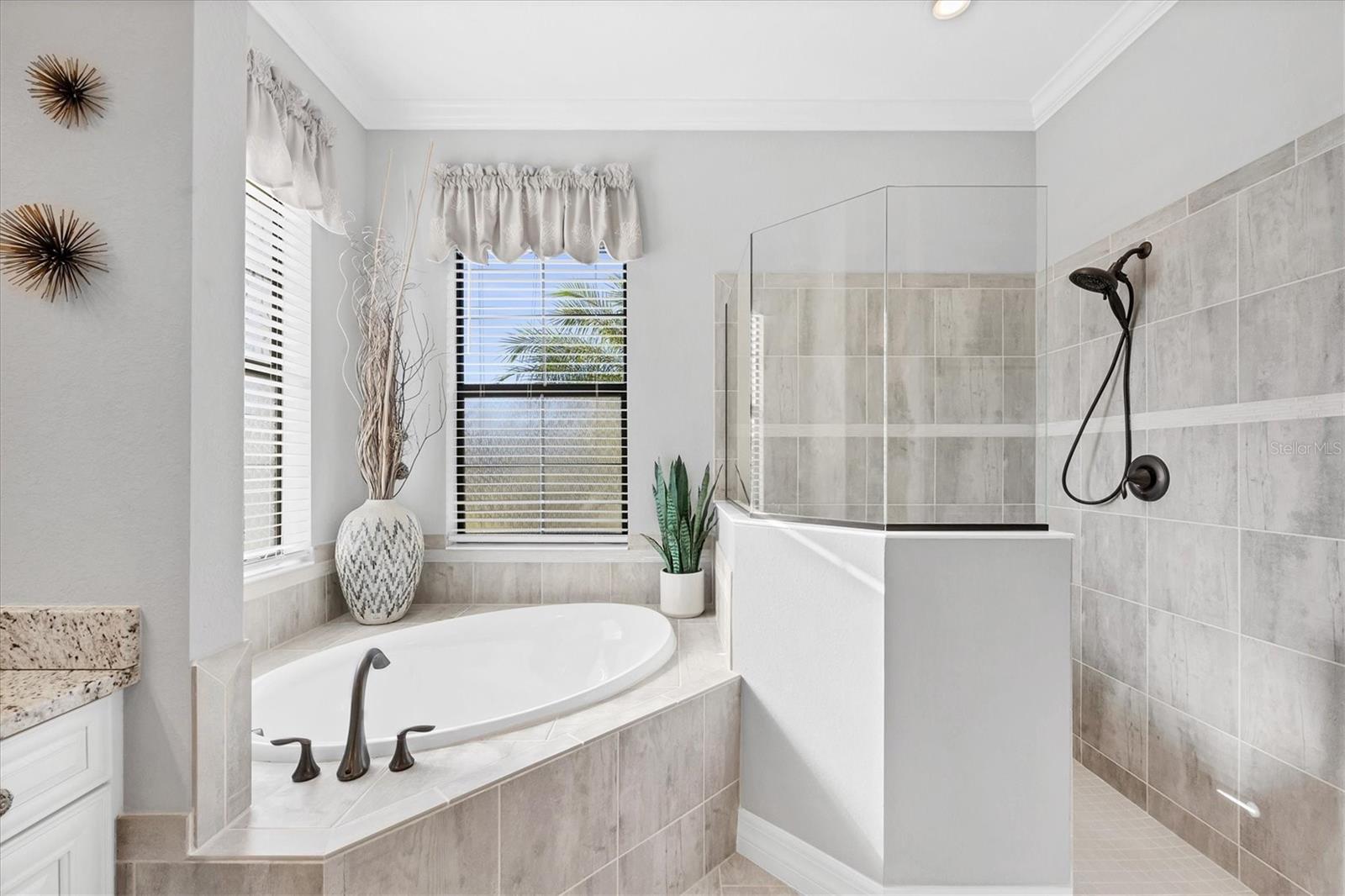 GRAN PARADISO PH 1 - Residential