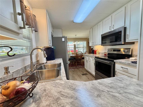 Tiny photo for 131 Bougainvillea Drive, Leesburg, FL 34748 (MLS # G5119353)