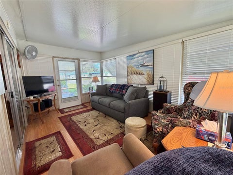 Tiny photo for 131 Bougainvillea Drive, Leesburg, FL 34748 (MLS # G5119353)