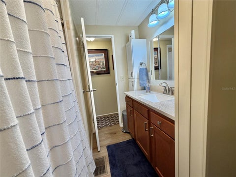 Tiny photo for 131 Bougainvillea Drive, Leesburg, FL 34748 (MLS # G5119353)