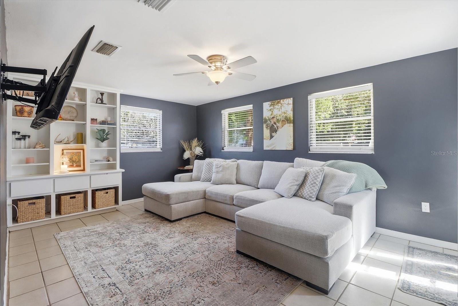 TROPIC TERRACE - Residential