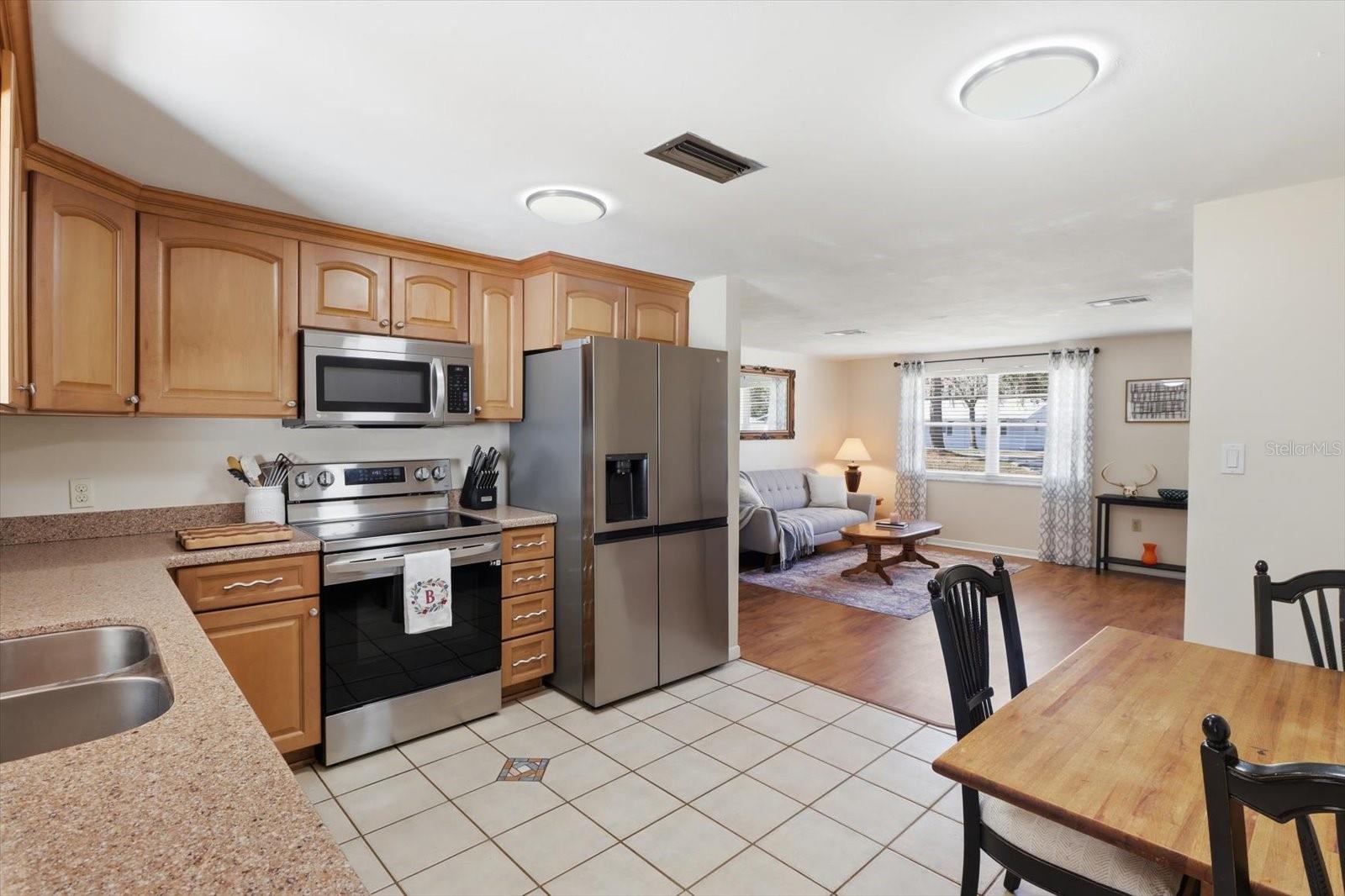 TROPIC TERRACE - Residential