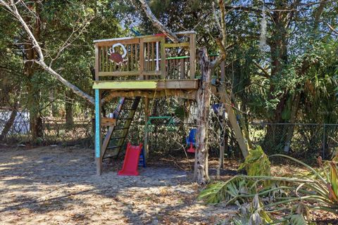 Tiny photo for 455 S Camellia Avenue, Crystal River, FL 34429 (MLS # OM720025)