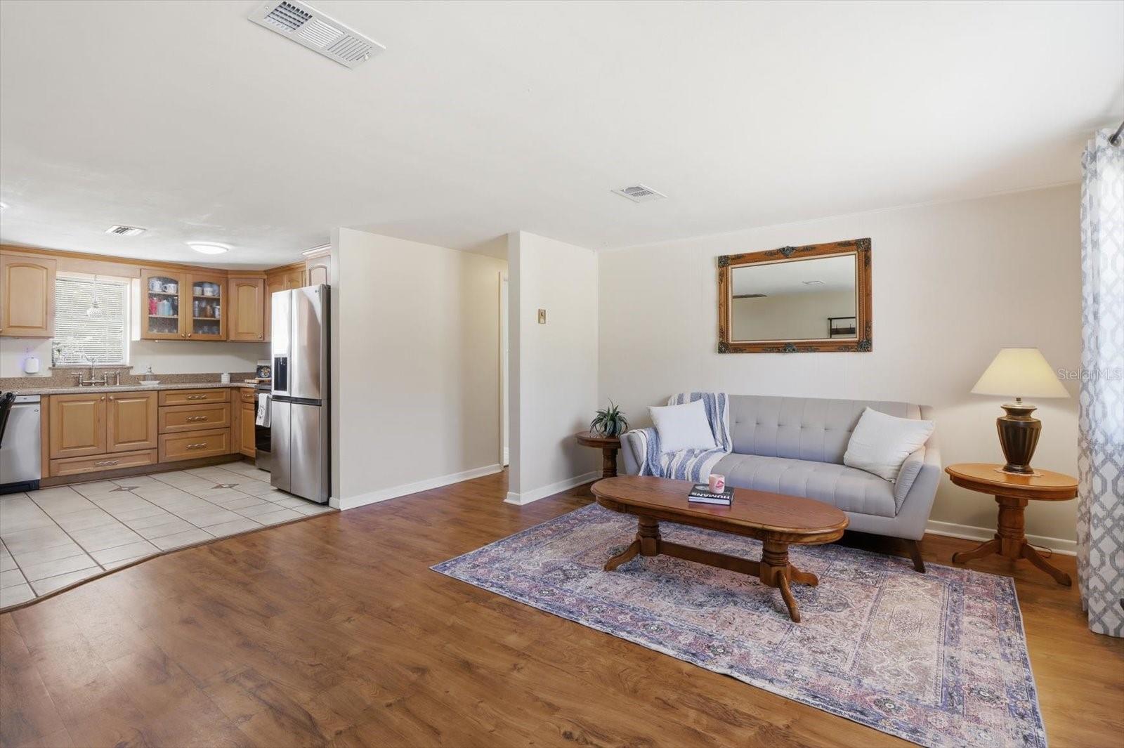 TROPIC TERRACE - Residential