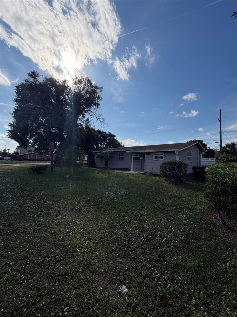 MONTEREY SUB - Commercial Lease