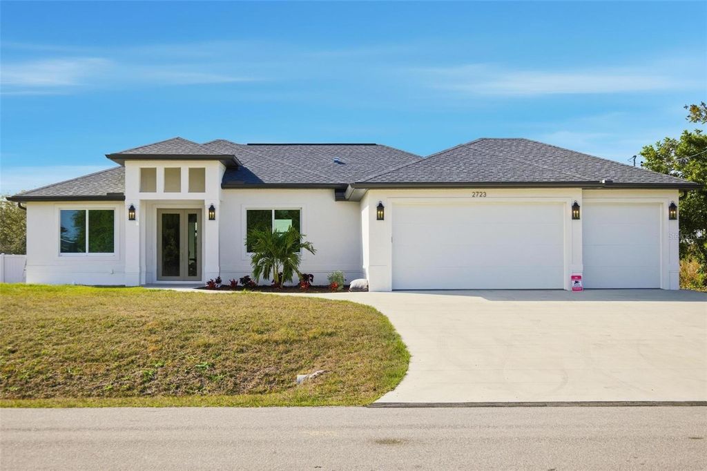 Photo of 2723 Hopwood Road, North Port, FL 34287 (MLS # A4680450)