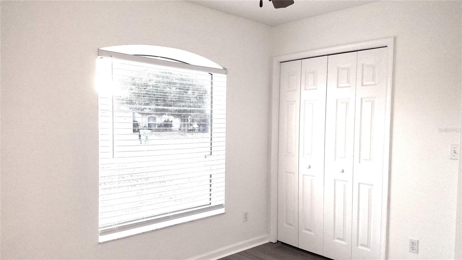 COURT SQUARE - Residential