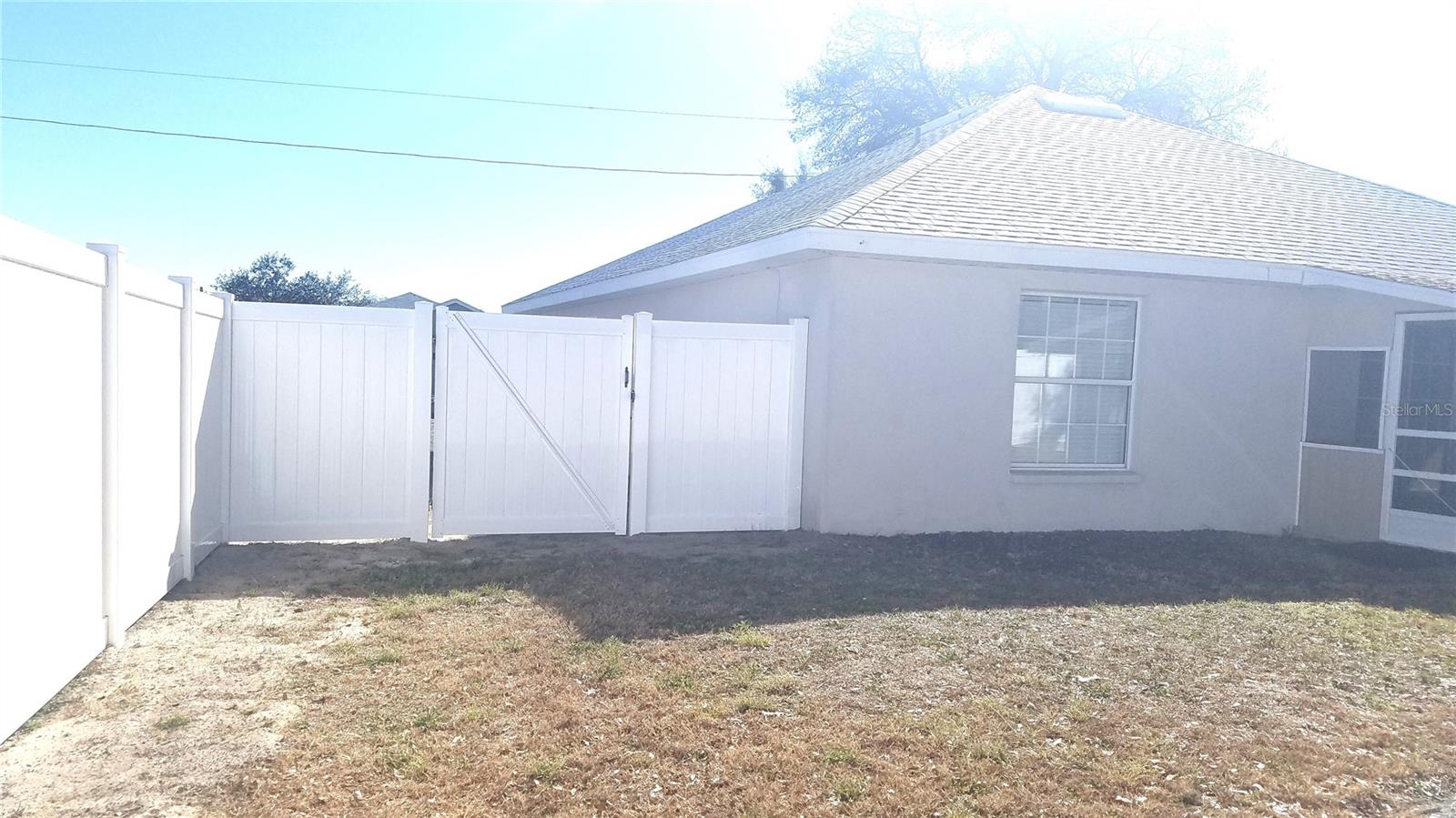 COURT SQUARE - Residential