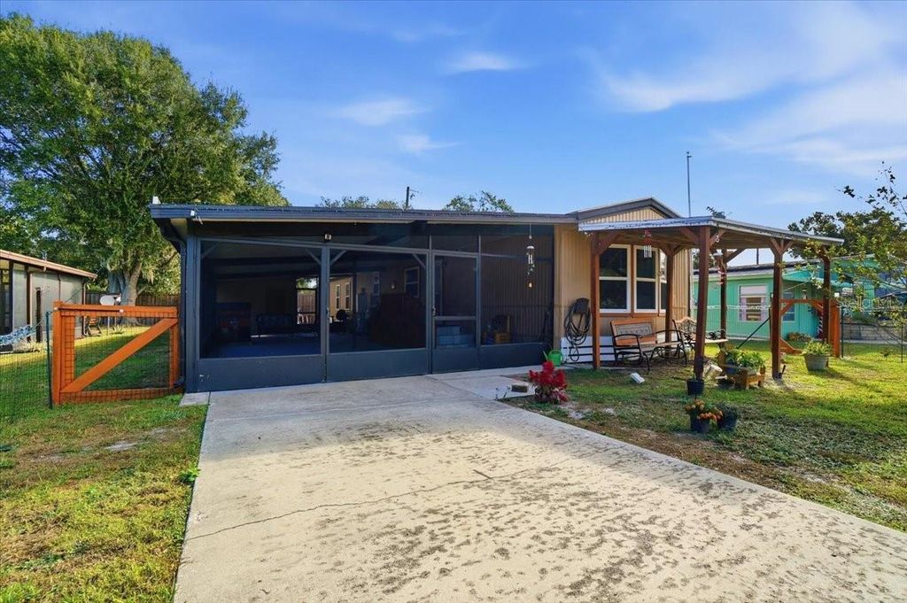 Photo of 117 Cotton Court, Auburndale, FL 33823 (MLS # L4957810)