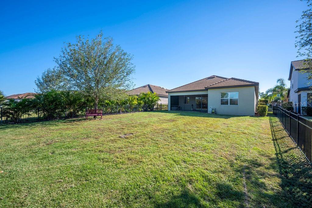 ARBOR GRANDE - Residential