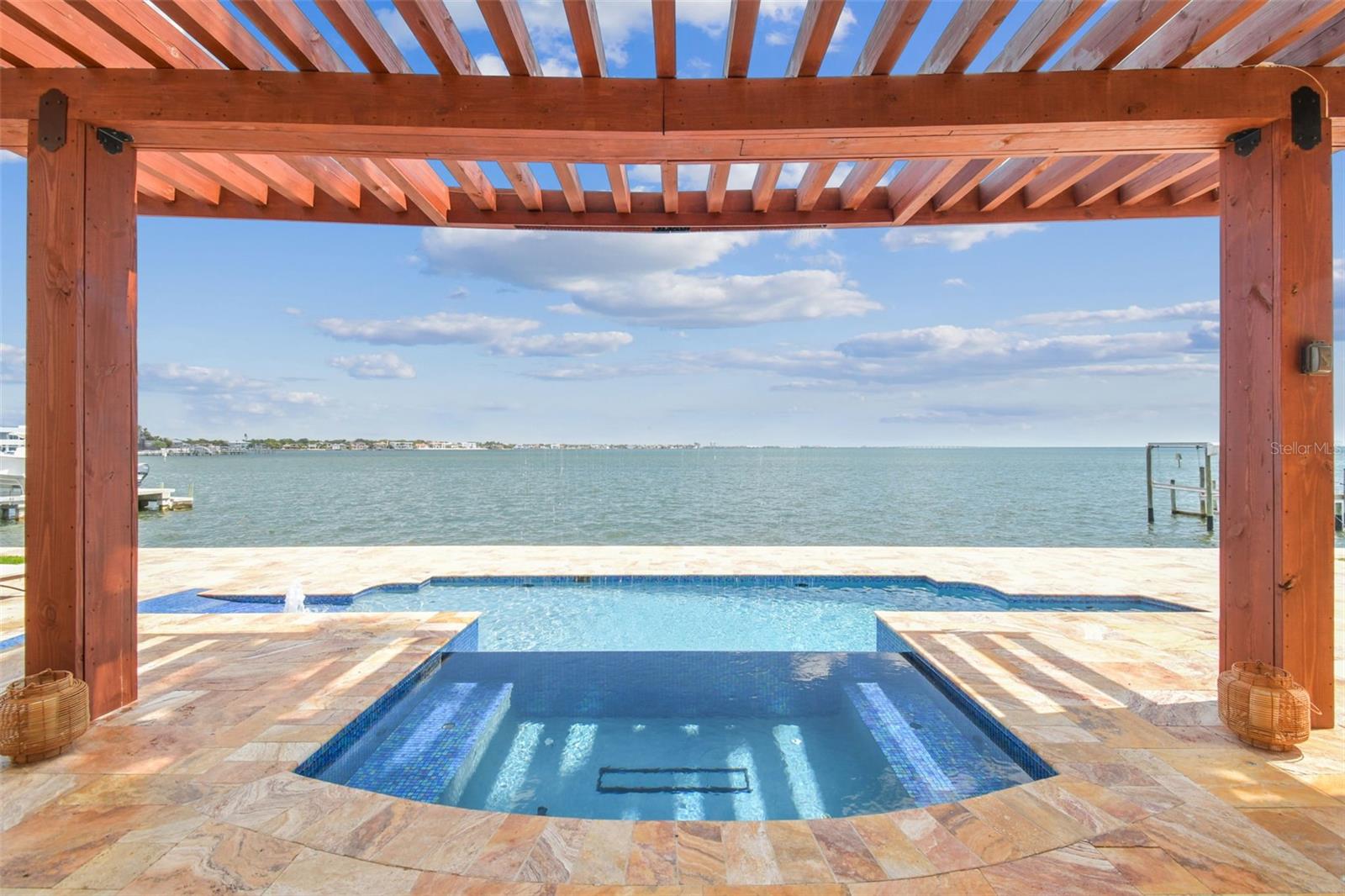 MARINER ESTATES - Residential