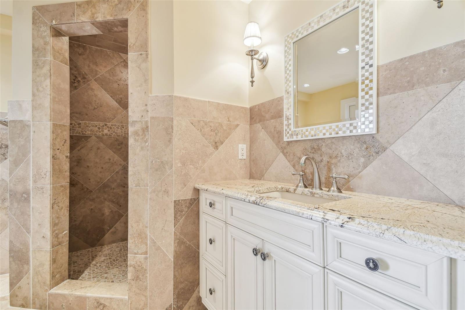 MARINER ESTATES - Residential