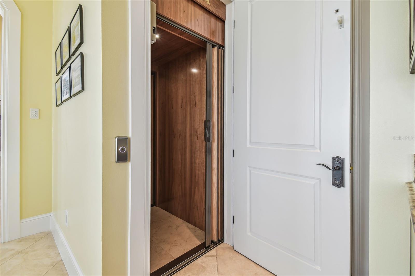 MARINER ESTATES - Residential
