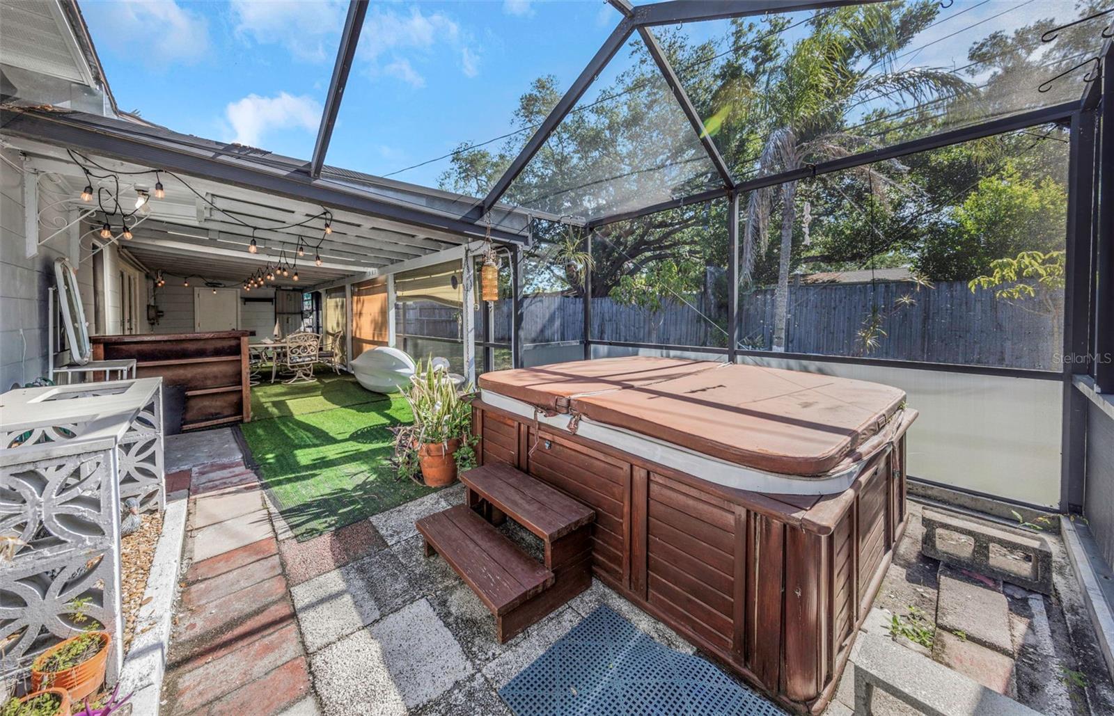 SIRMONS ORANGE BLOSSOM HEIGHTS - Residential