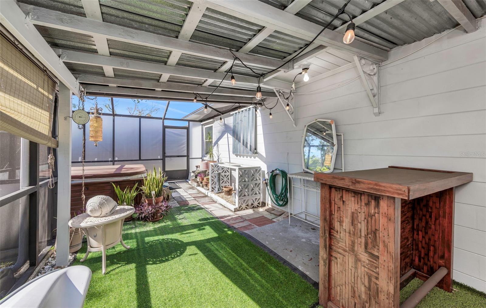 SIRMONS ORANGE BLOSSOM HEIGHTS - Residential