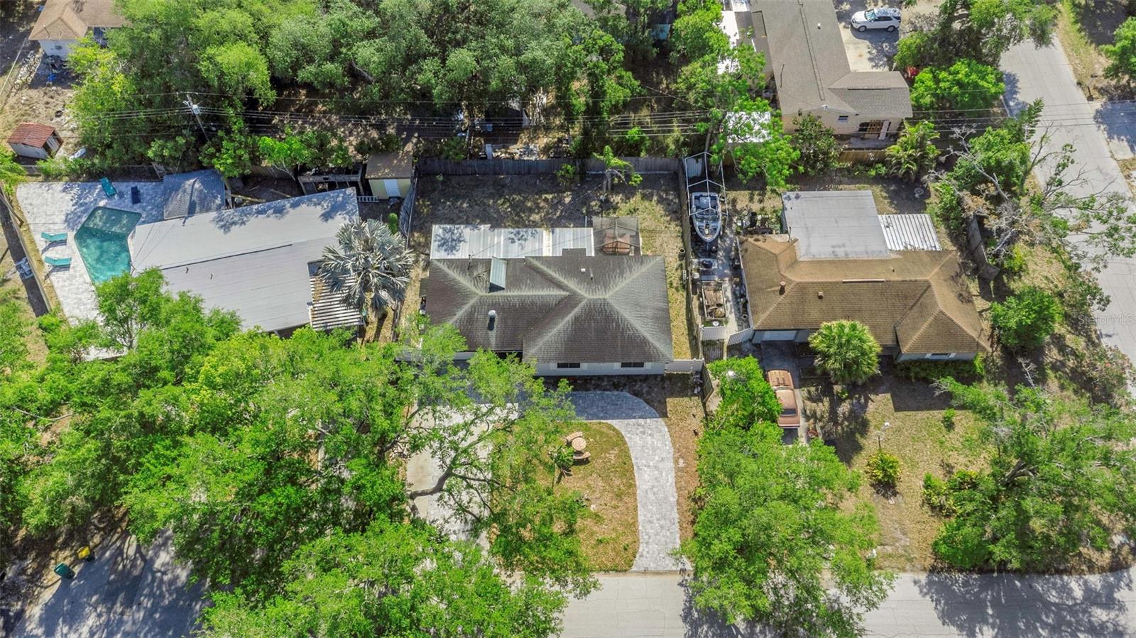 SIRMONS ORANGE BLOSSOM HEIGHTS - Residential