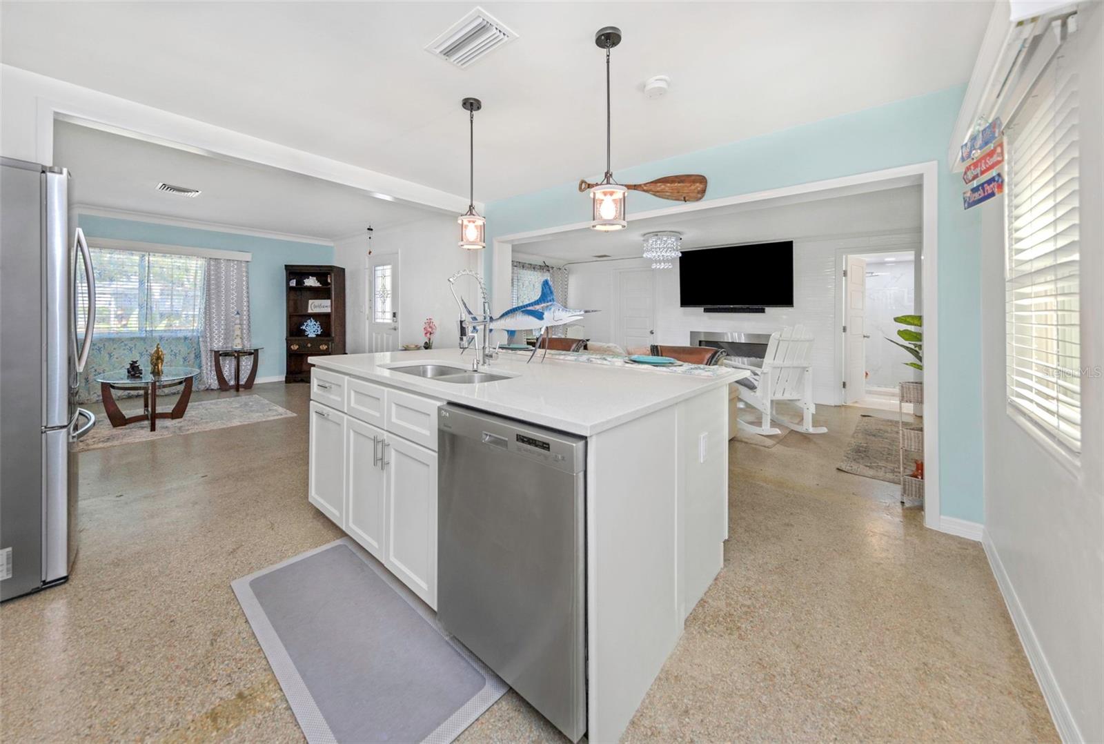 SIRMONS ORANGE BLOSSOM HEIGHTS - Residential