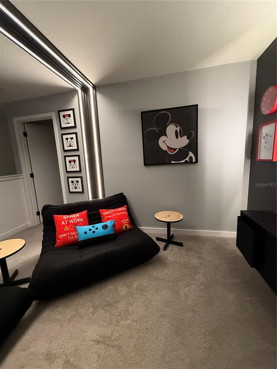 THE HUB AT WESTSIDE - Residential