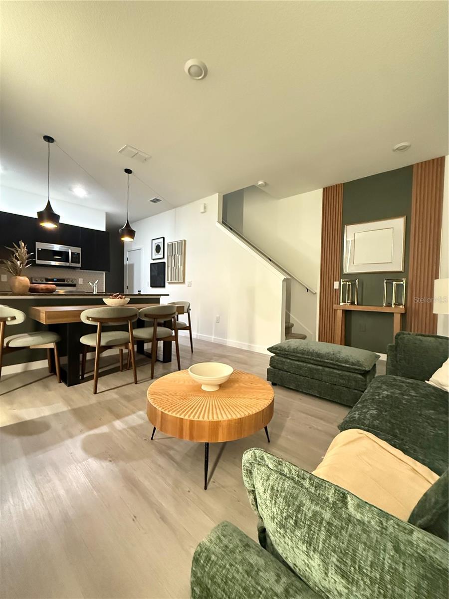 THE HUB AT WESTSIDE - Residential