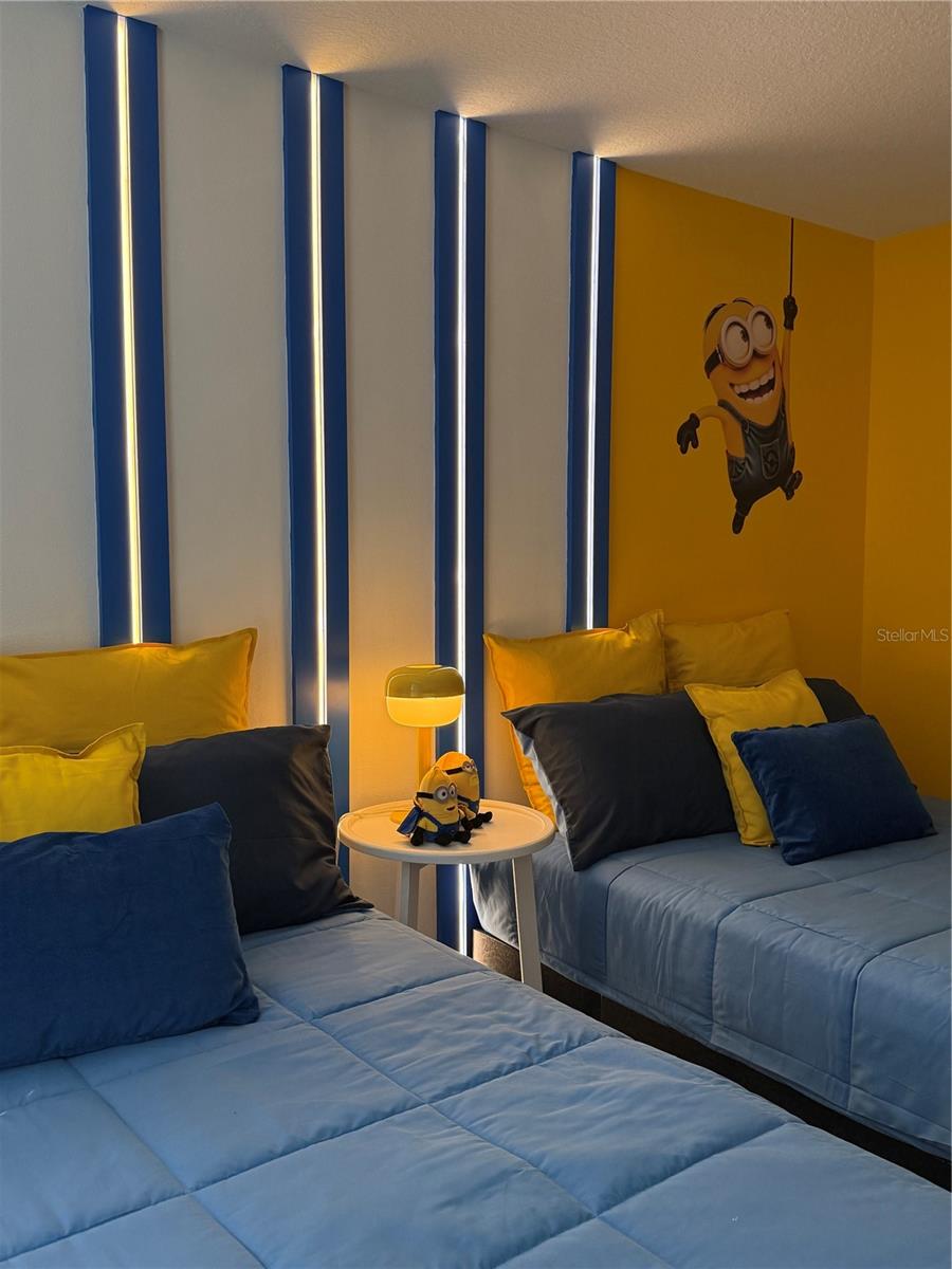 THE HUB AT WESTSIDE - Residential