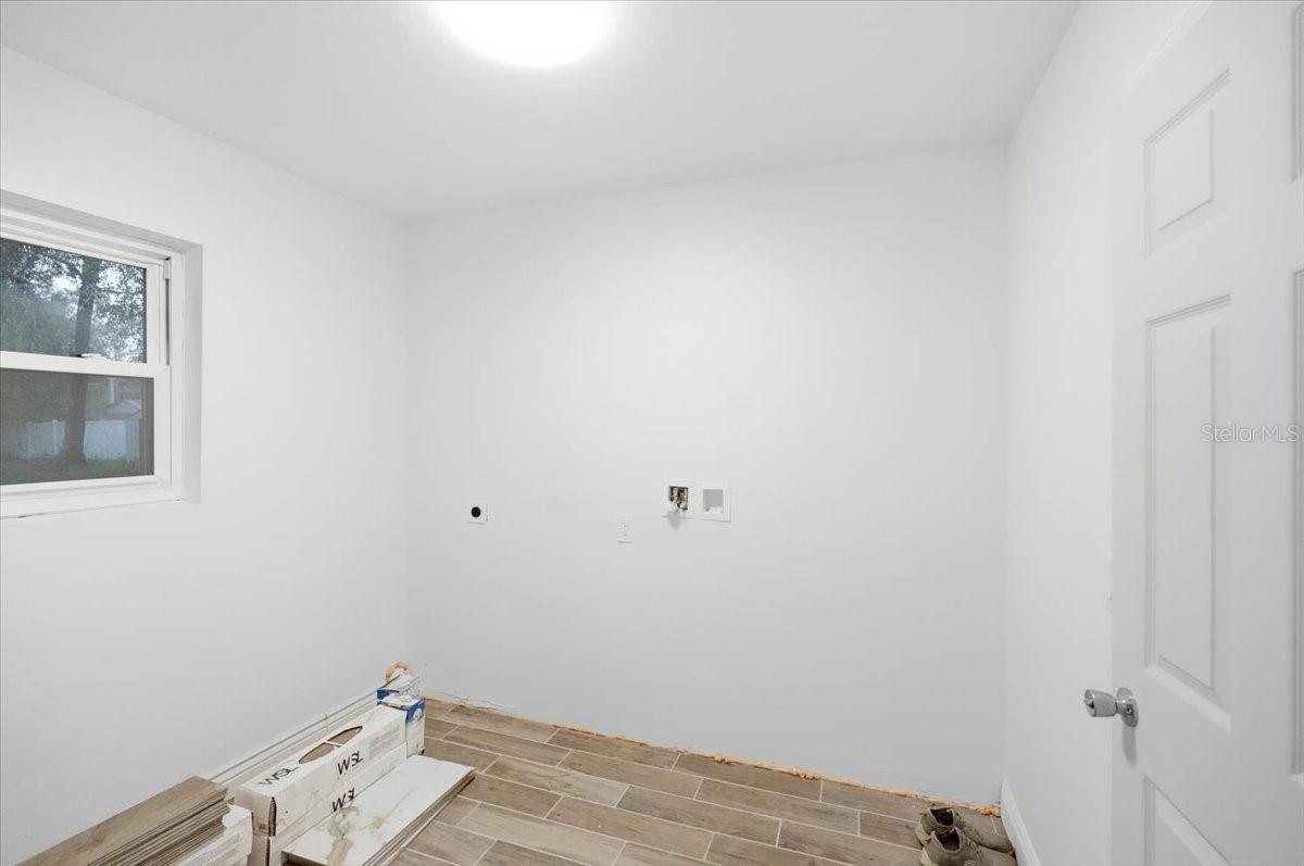 INVERNESS HIGHLANDS WEST - Residential