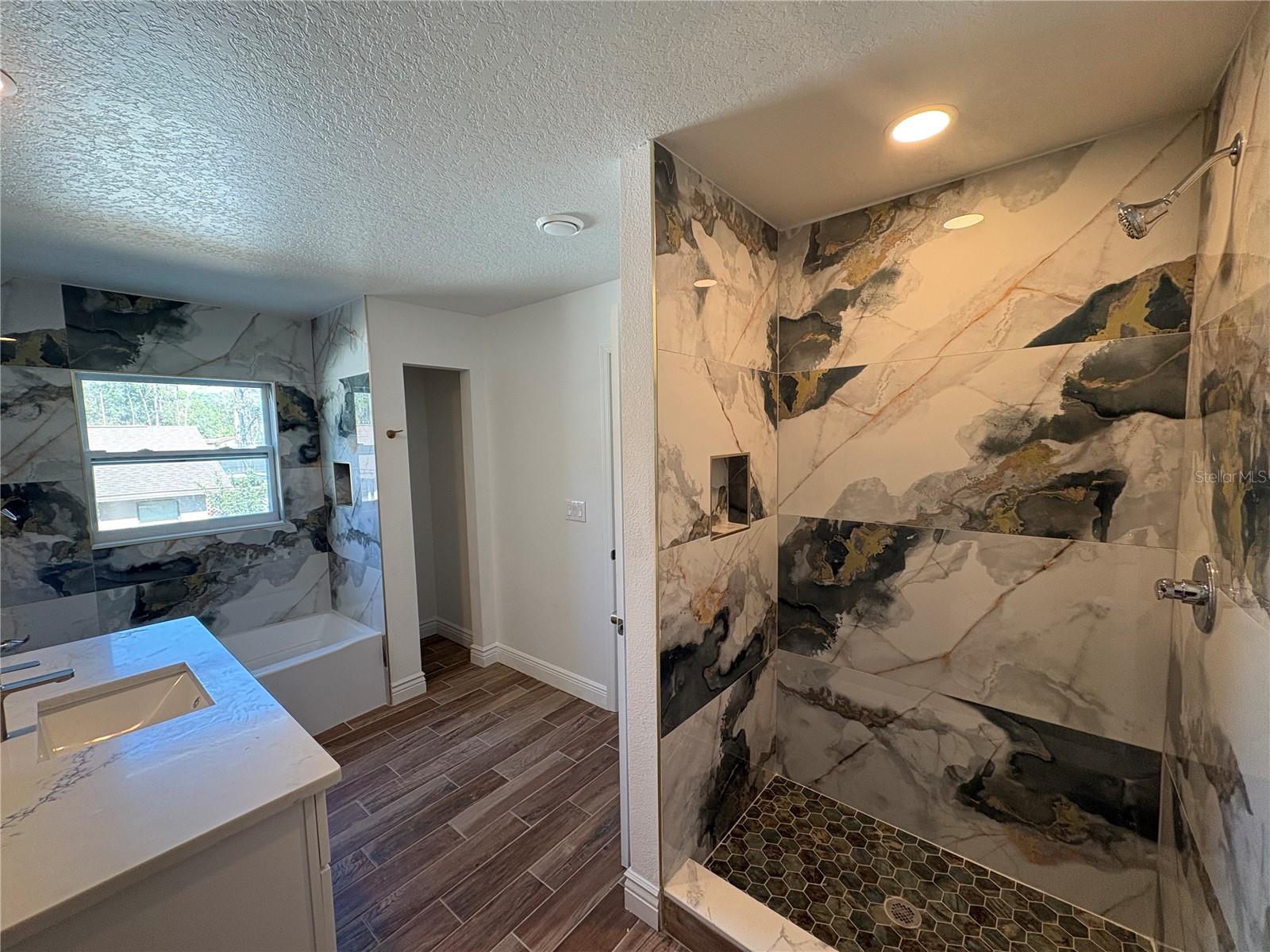 INVERNESS HIGHLANDS WEST - Residential