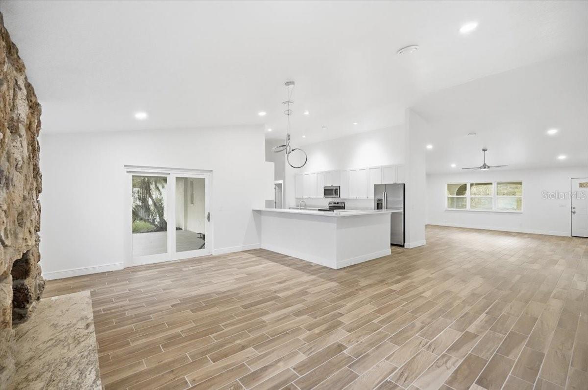 INVERNESS HIGHLANDS WEST - Residential