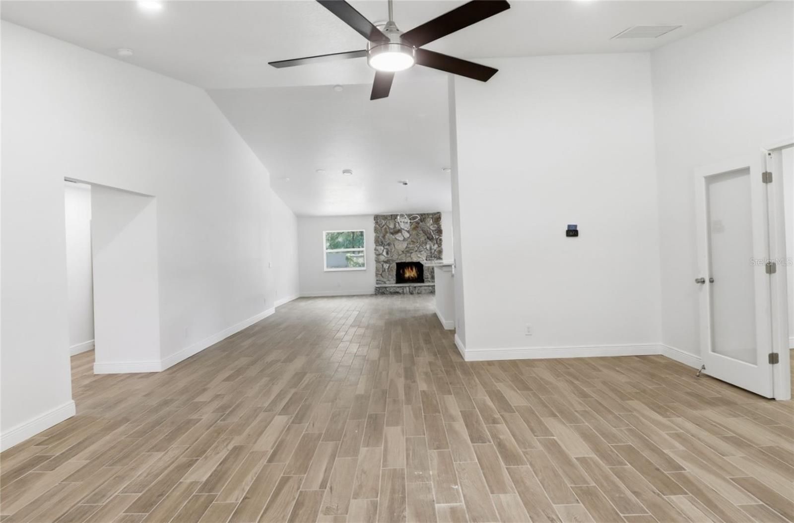 INVERNESS HIGHLANDS WEST - Residential