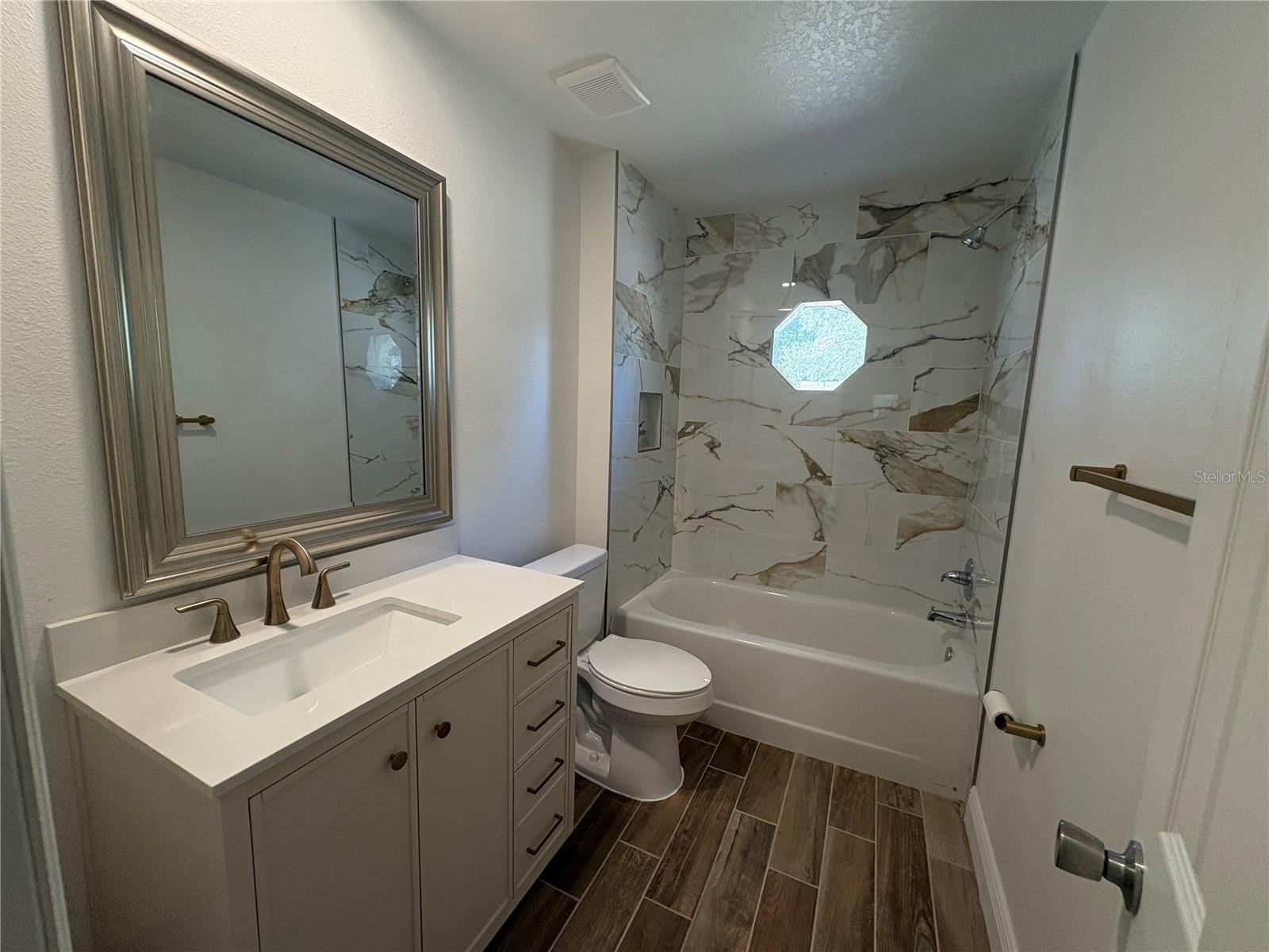 INVERNESS HIGHLANDS WEST - Residential