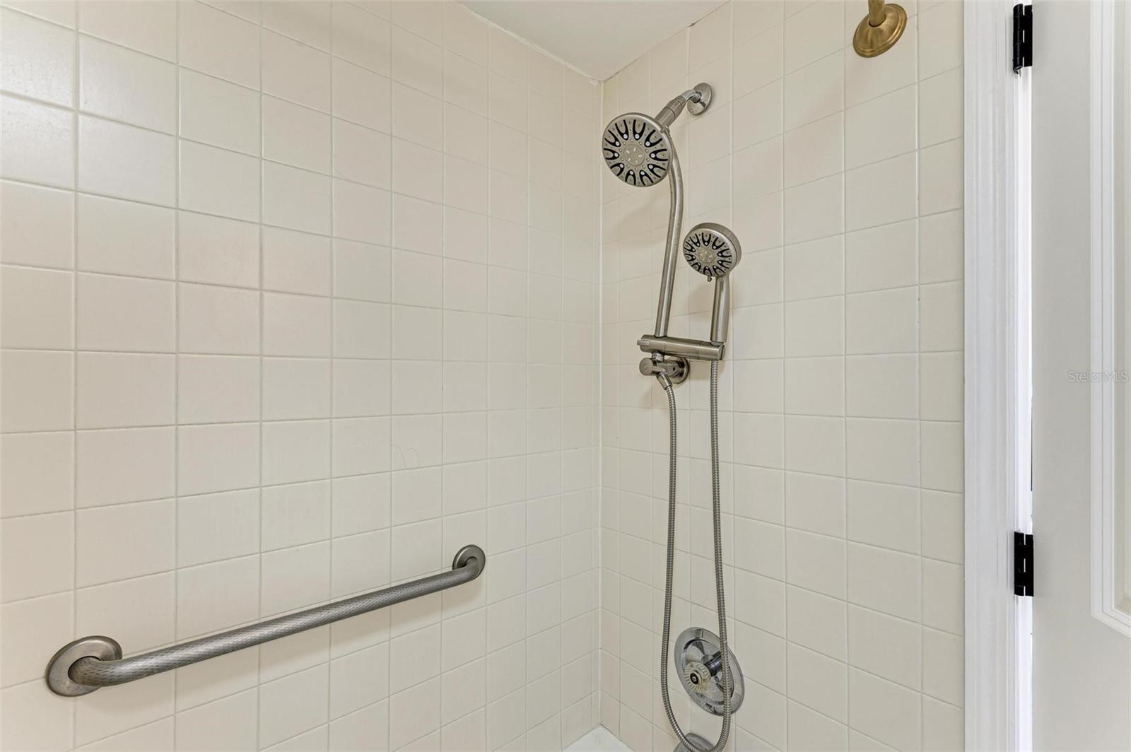 TURTLE BAY SEC 1 - Residential Lease