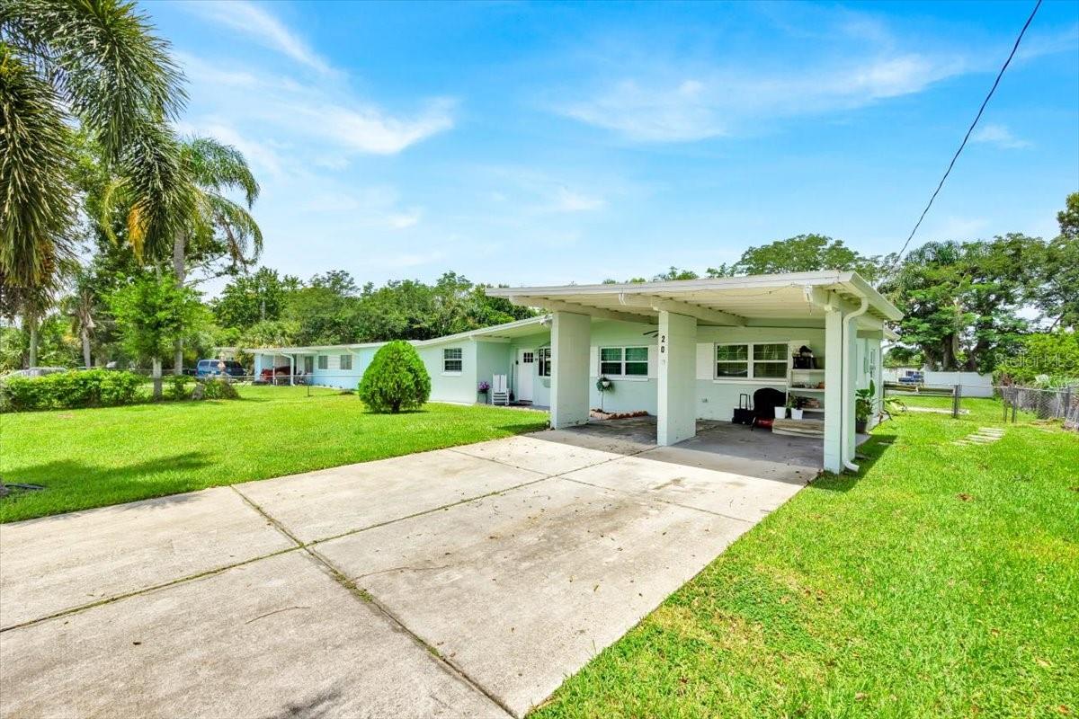 201 W PIERCE AVENUE