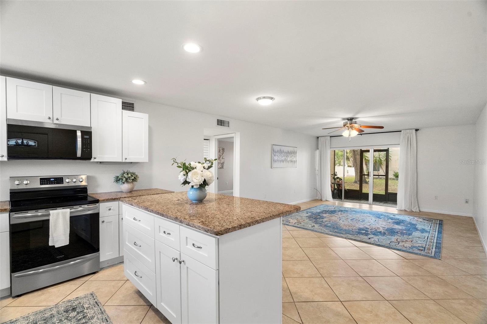 PINE RUSH VILLAS CONDO - Residential