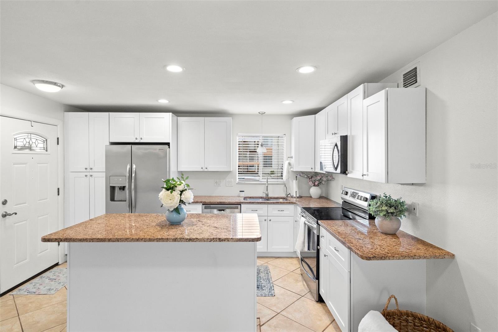 PINE RUSH VILLAS CONDO - Residential