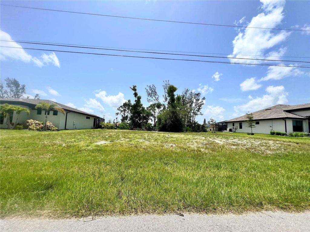 Photo of 1414 SW 1st Place, Cape Coral, FL 33991 (MLS # C7516474)