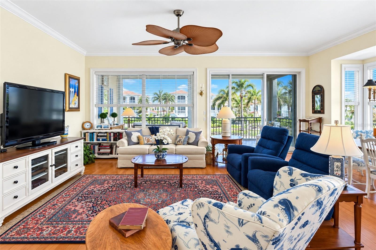 3444 SUNSET KEY CIRCLE 102