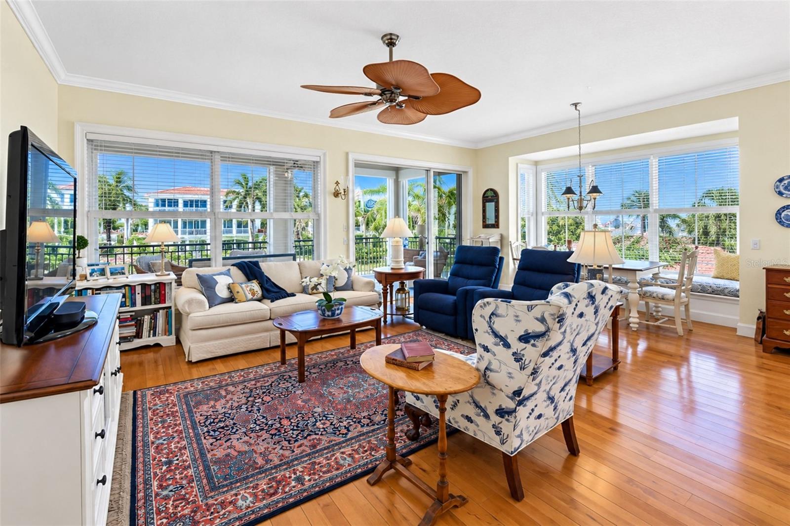 3444 SUNSET KEY CIRCLE 102