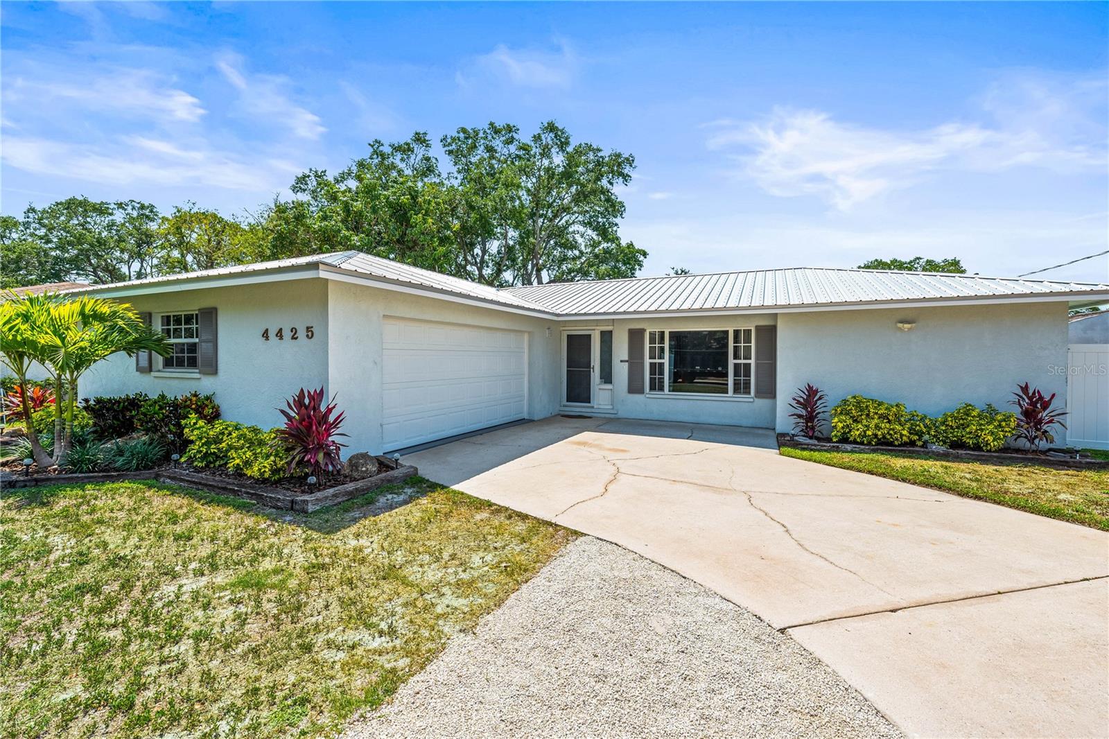 4425 PARNELL DRIVE