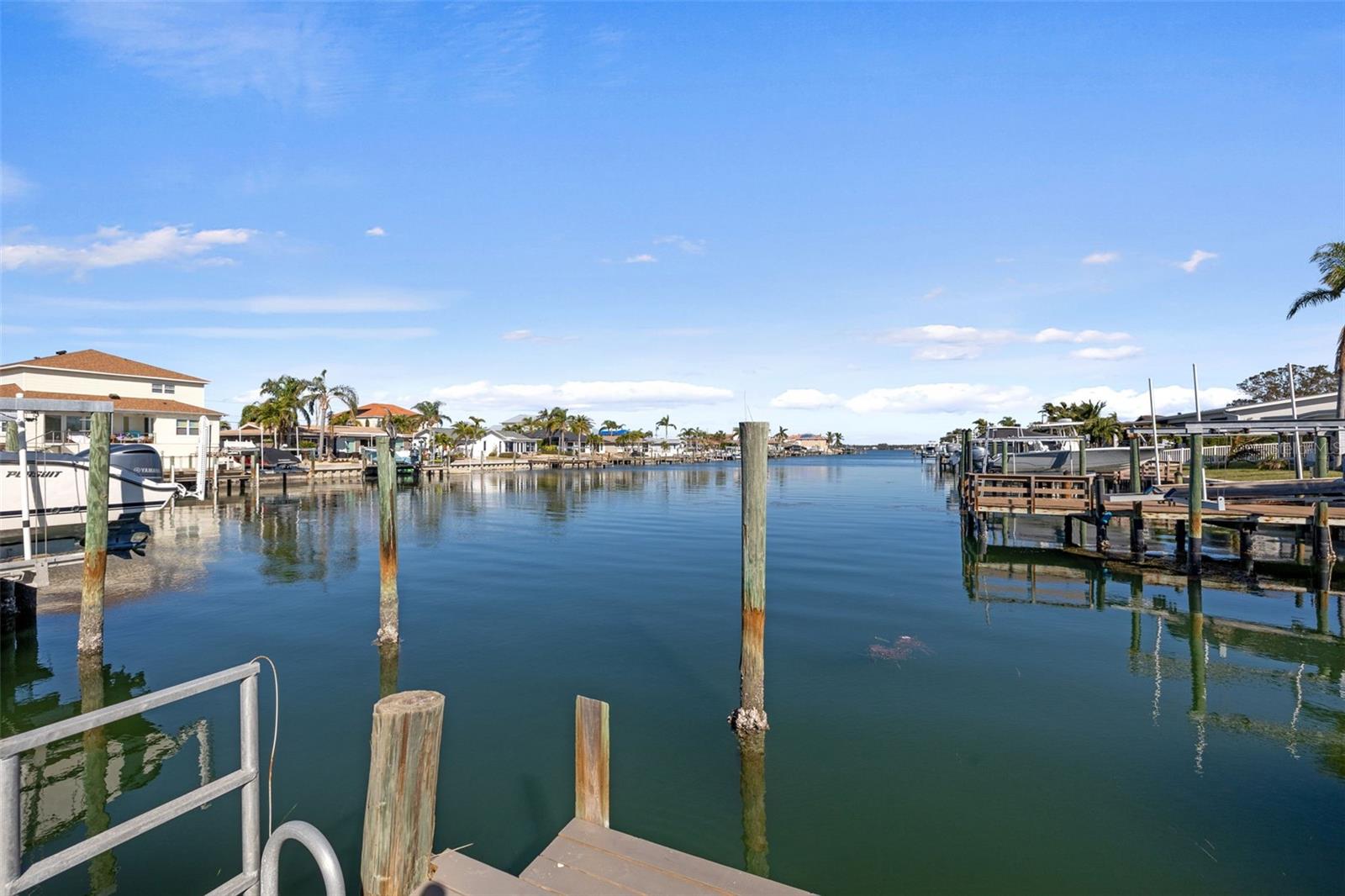 475 ISLAND WAY