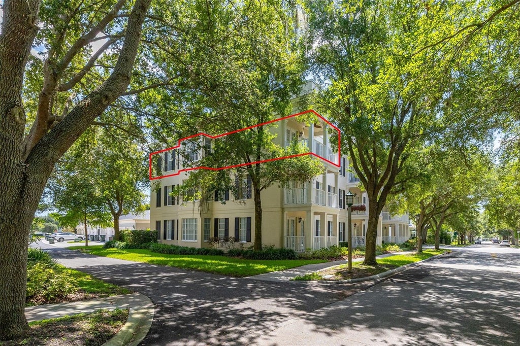 Photo of 931 Begonia Road #303, Kissimmee, FL 34747 (MLS # S5150853)