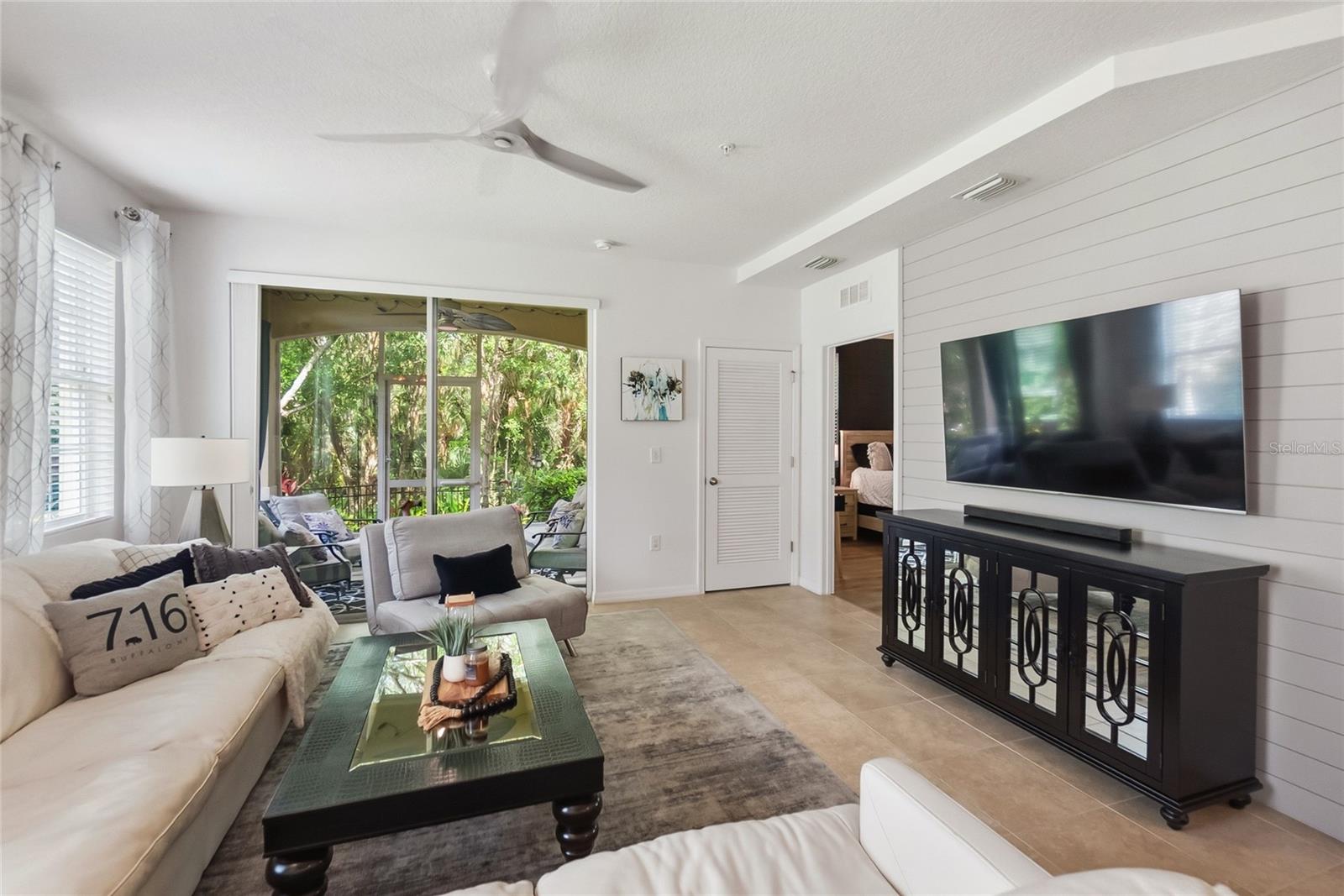 SOLEIL PH 16 - Residential