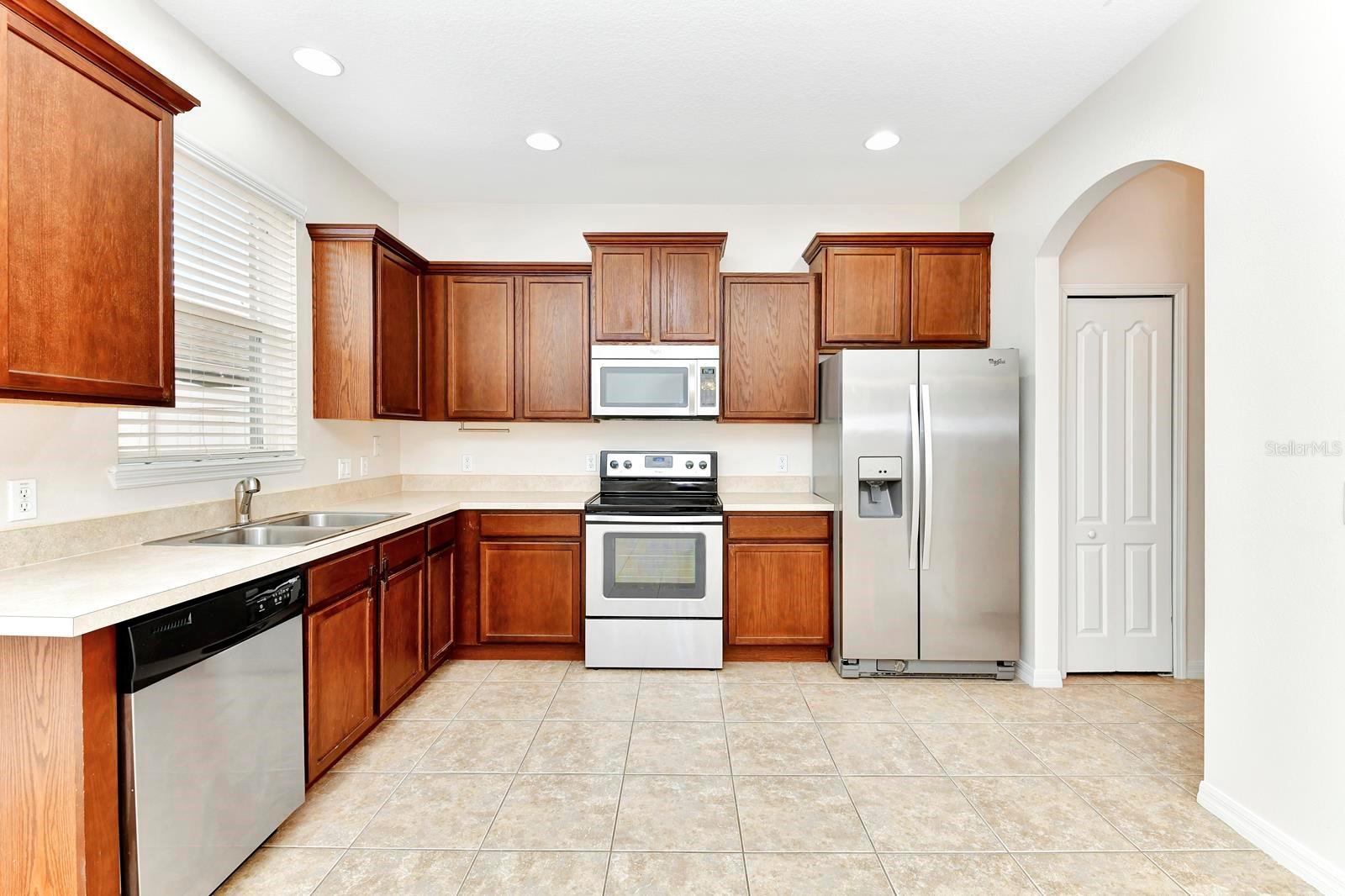 BEACON PARK PH 2 - Residential Lease