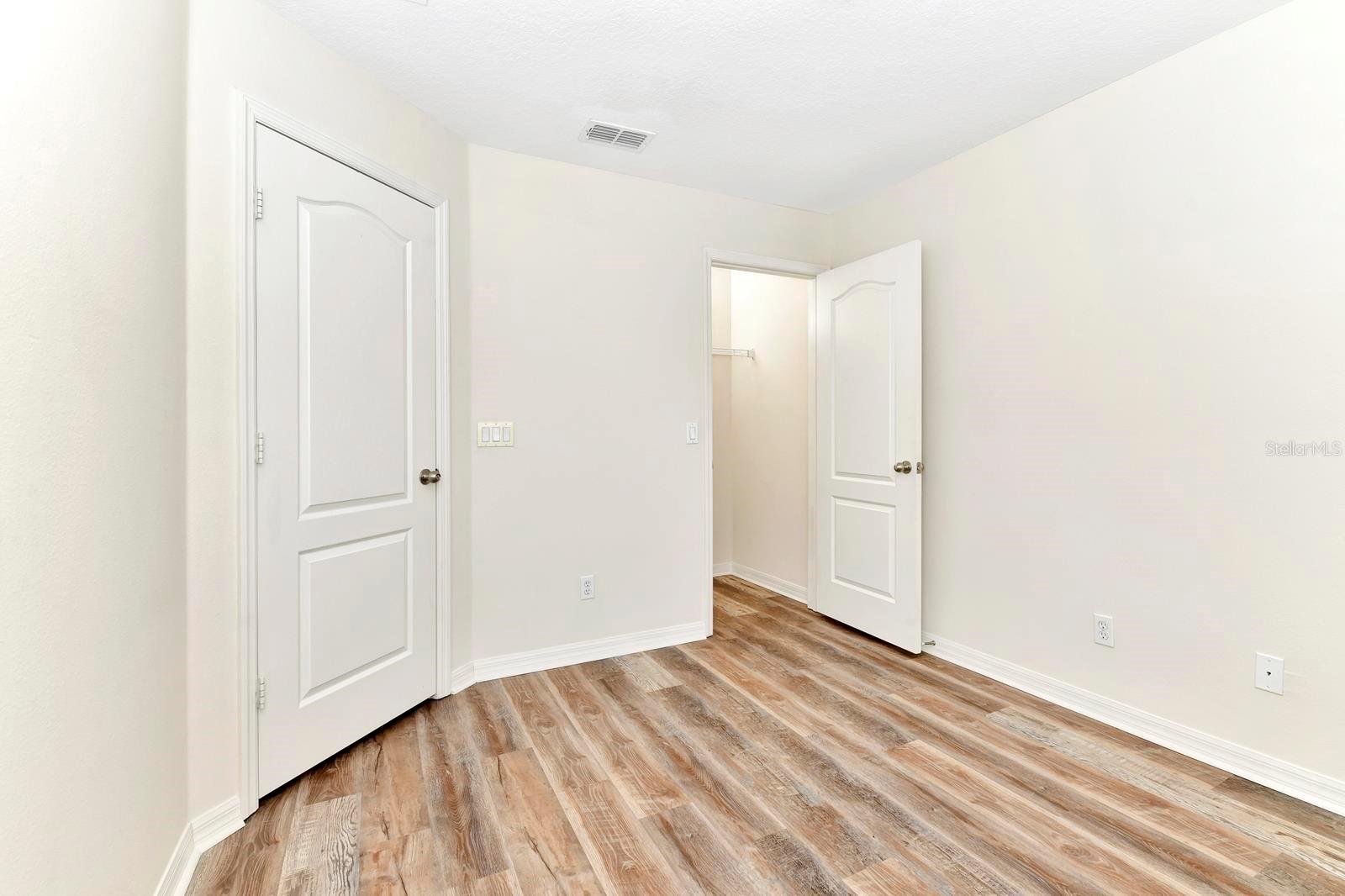 BEACON PARK PH 2 - Residential Lease