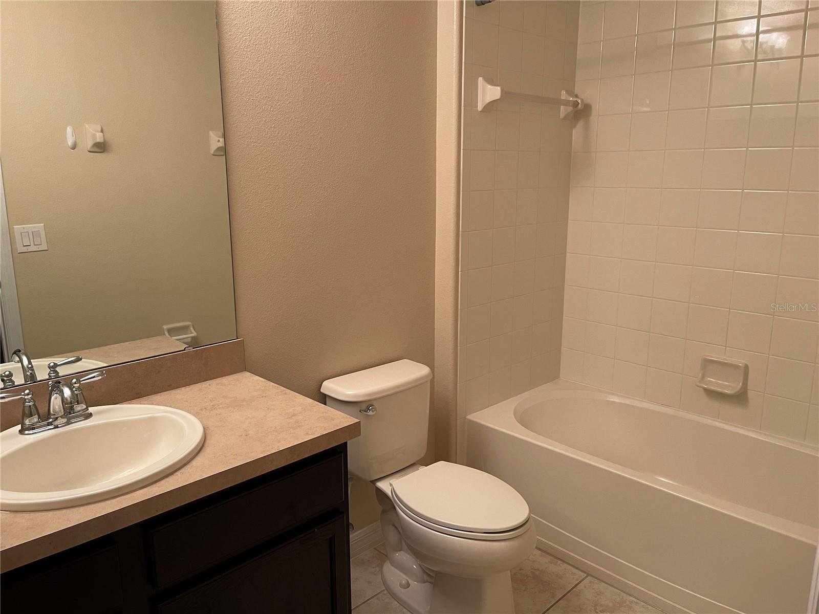 RESERVE AT LOCH LAKE - Residential Lease